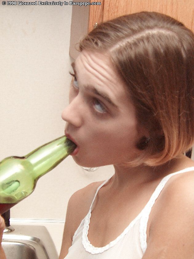 Архивные фото девушек пьяных и голых после удачной весеринки